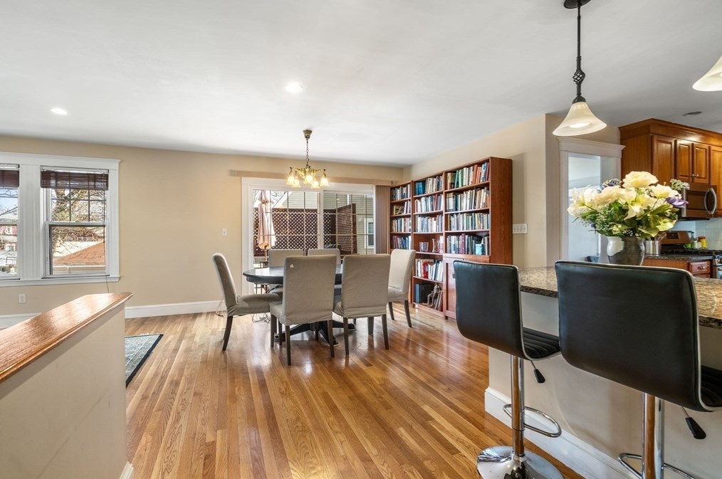 170 Waltham St, Newton MA 02465-1353 exterior