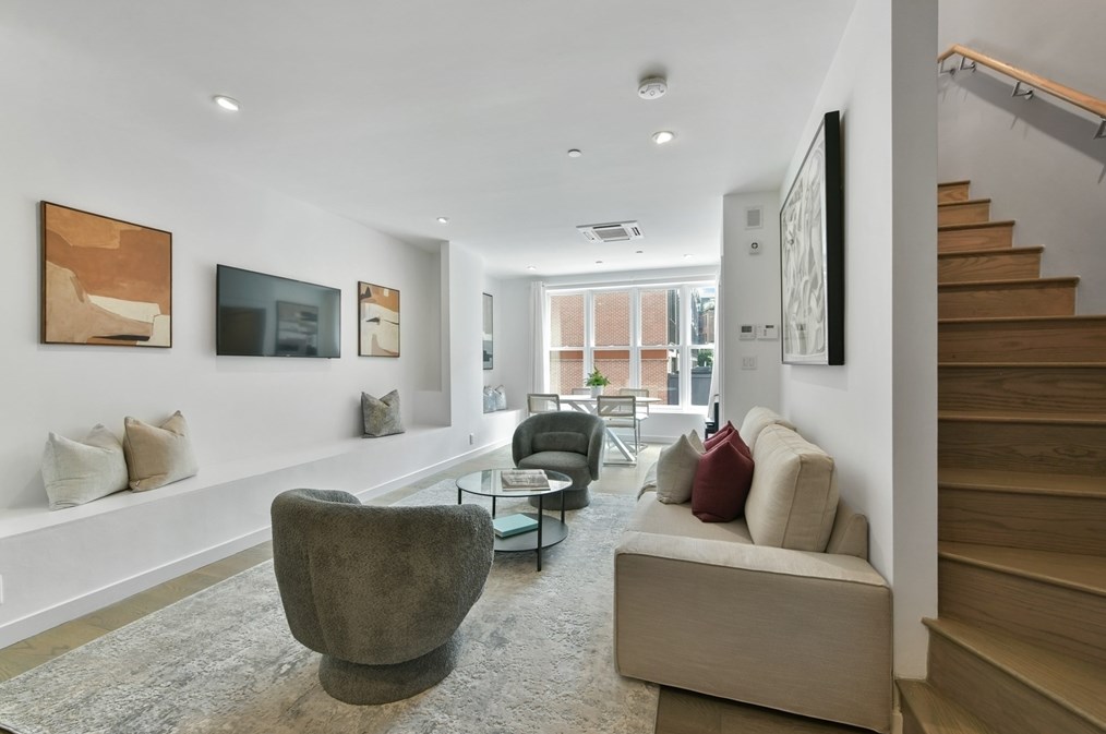 47 Winchester St, Boston, MA 02116