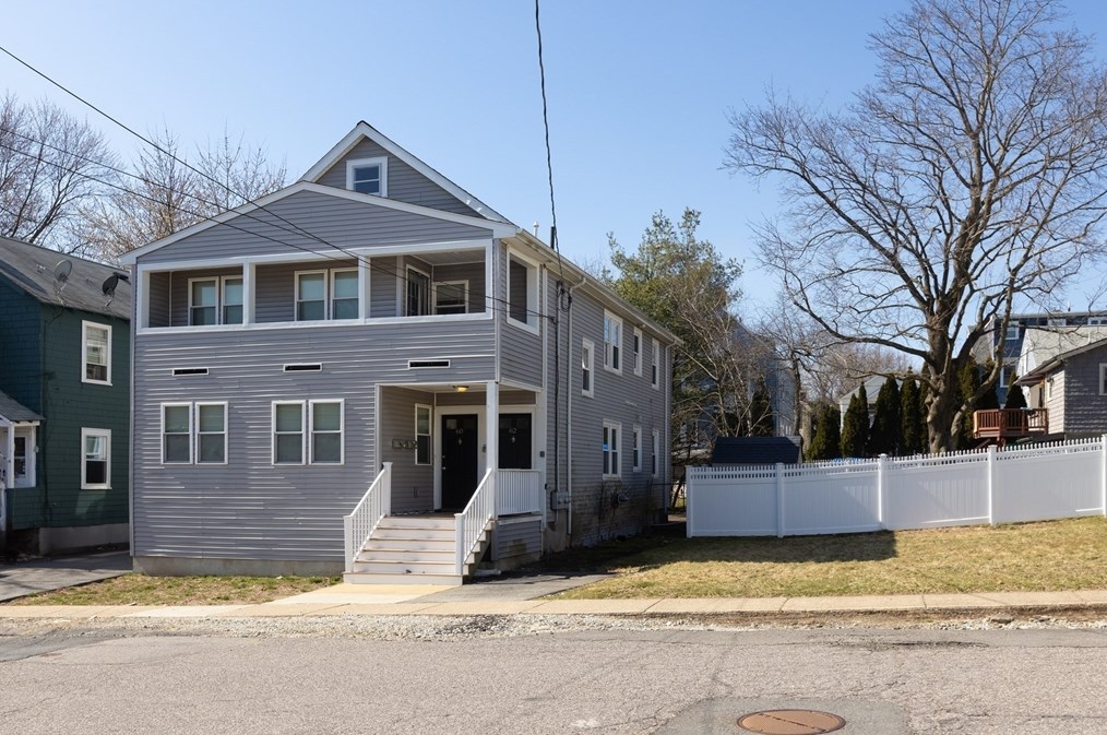 60-62 Gilbert St, Watertown, MA 02472