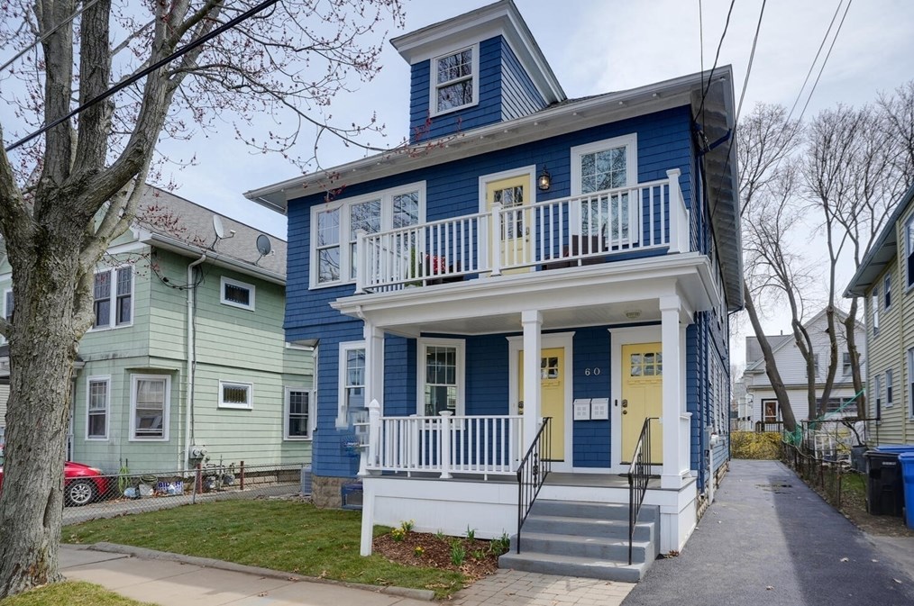60 Hull St #2, Belmont, MA 02478
