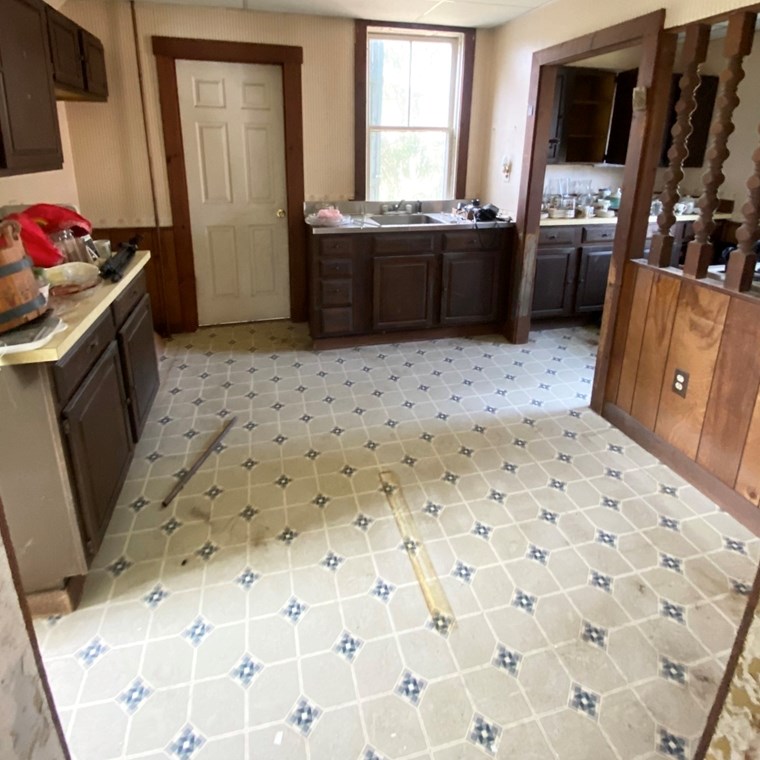 369 Tremont St, Taunton MA 02780-3023 exterior