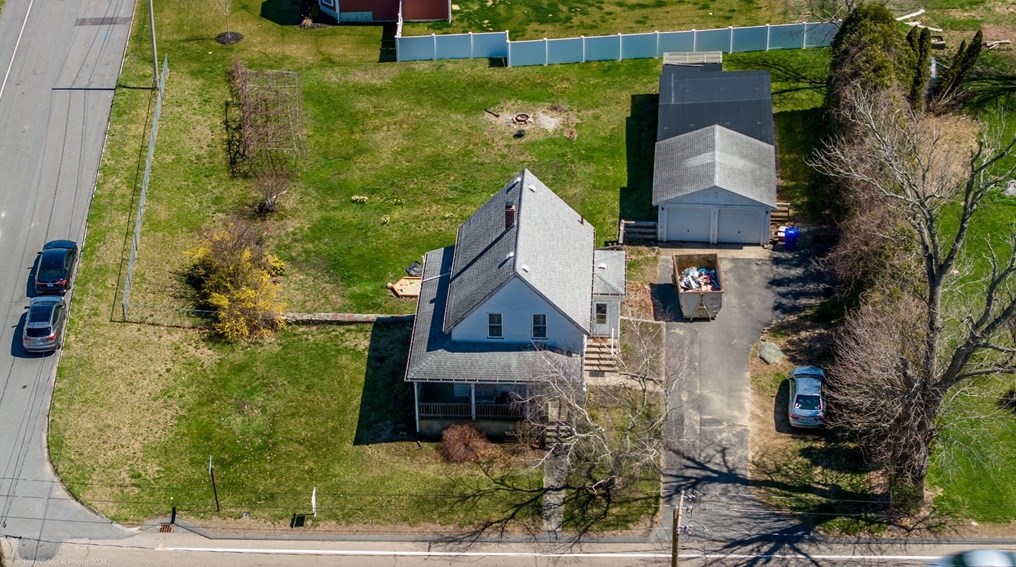 1236 Somerset Ave, Taunton MA  02780-5033 exterior