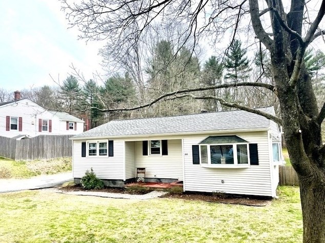 44 Depot Rd, Oxford, MA 01540-1234
