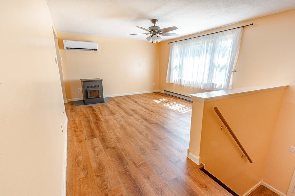 16 Meadow Rd, Ware MA  01082-9722 exterior