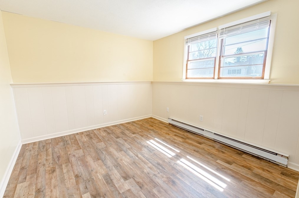 16 Meadow Rd, Ware MA  01082-9722 exterior