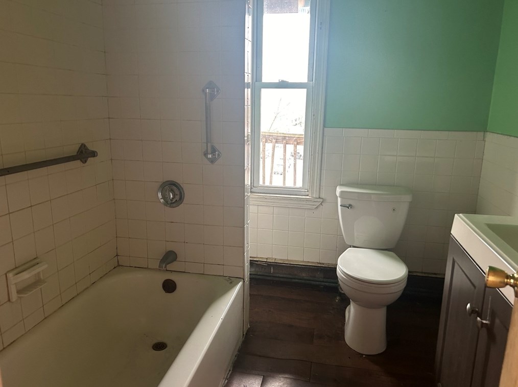 11 Mtn Ave, Boston MA exterior