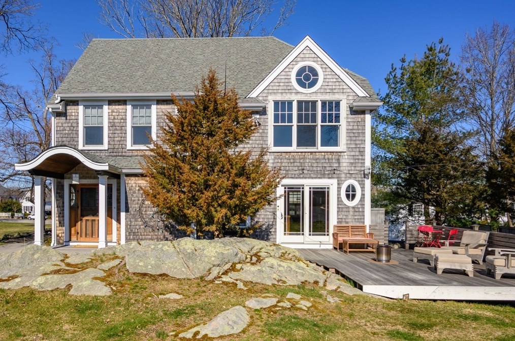 10 Black Horse Ln, Cohasset, MA 02025