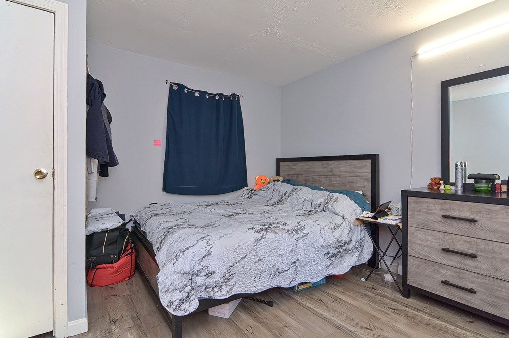 293 Stafford St, Worcester MA 01603-1423 exterior