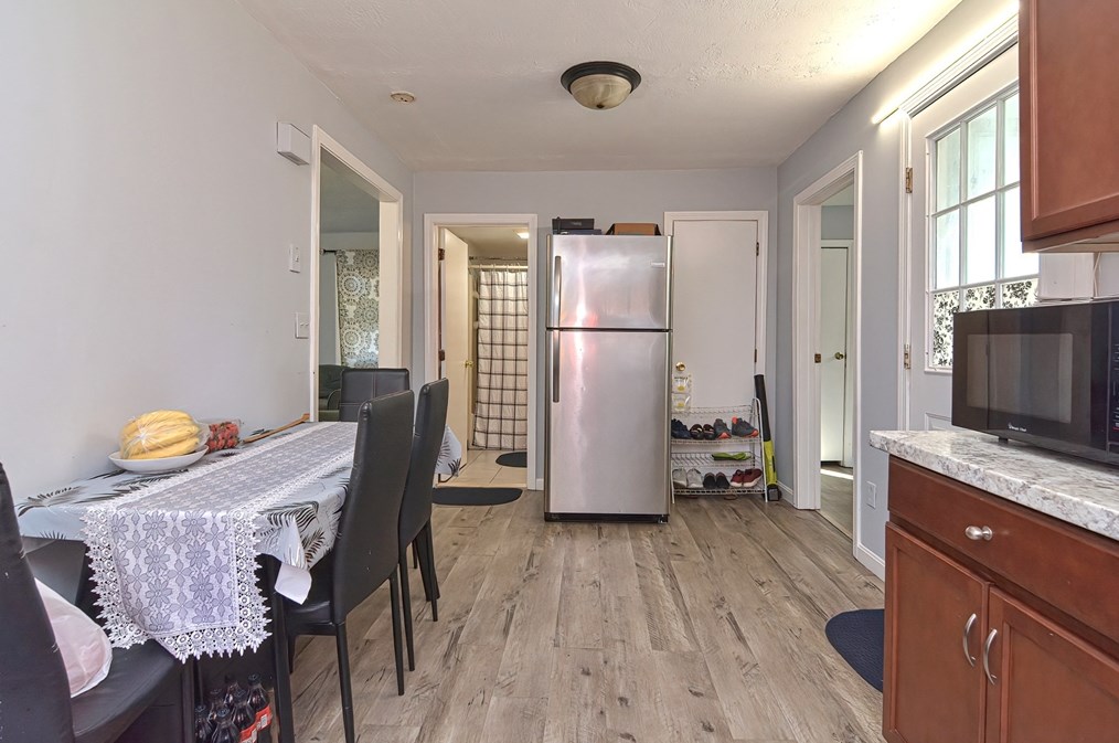 293 Stafford St, Worcester MA 01603-1423 exterior