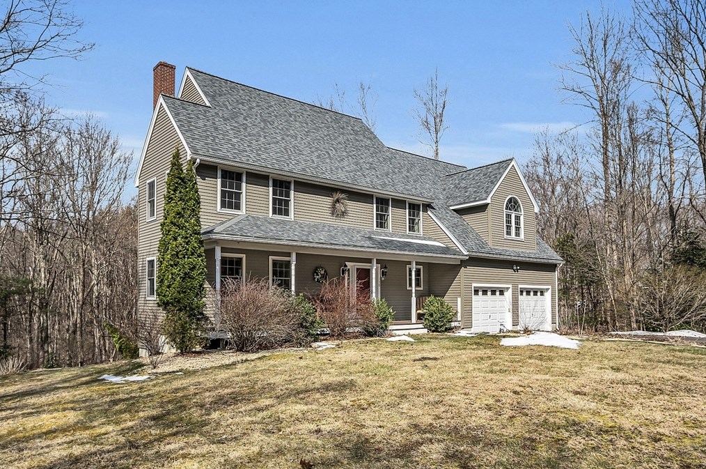 138 Cashman Hill Rd, Ashburnham, MA 01430 exterior