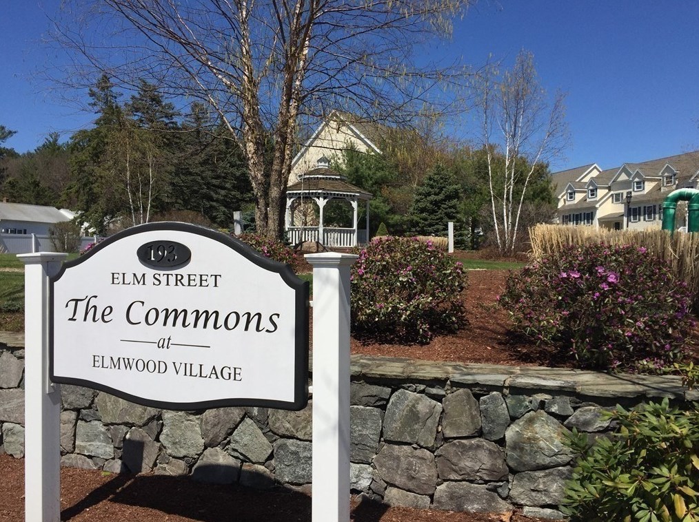 193 Elm St, North Reading MA  01864-2992 exterior