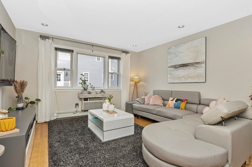 20 Miller St Unit 11, Quincy, MA 02169