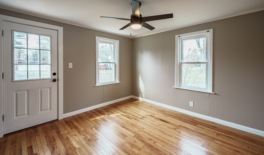 194 Holyoke Rd, Montgomery MA  01085-1611 exterior