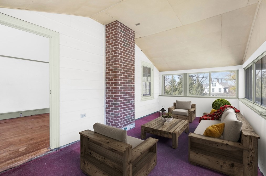 96 Pleasant St, Ayer MA  01432-1113 exterior