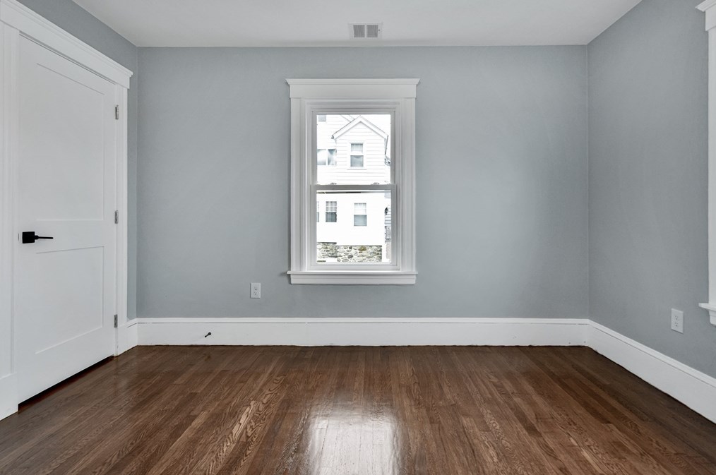 653 Lowell St, Lawrence MA  01841-4415 exterior