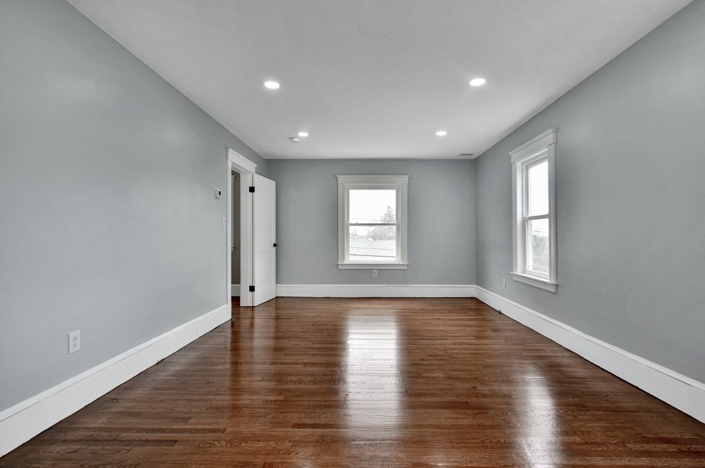 653 Lowell St, Lawrence MA  01841-4415 exterior