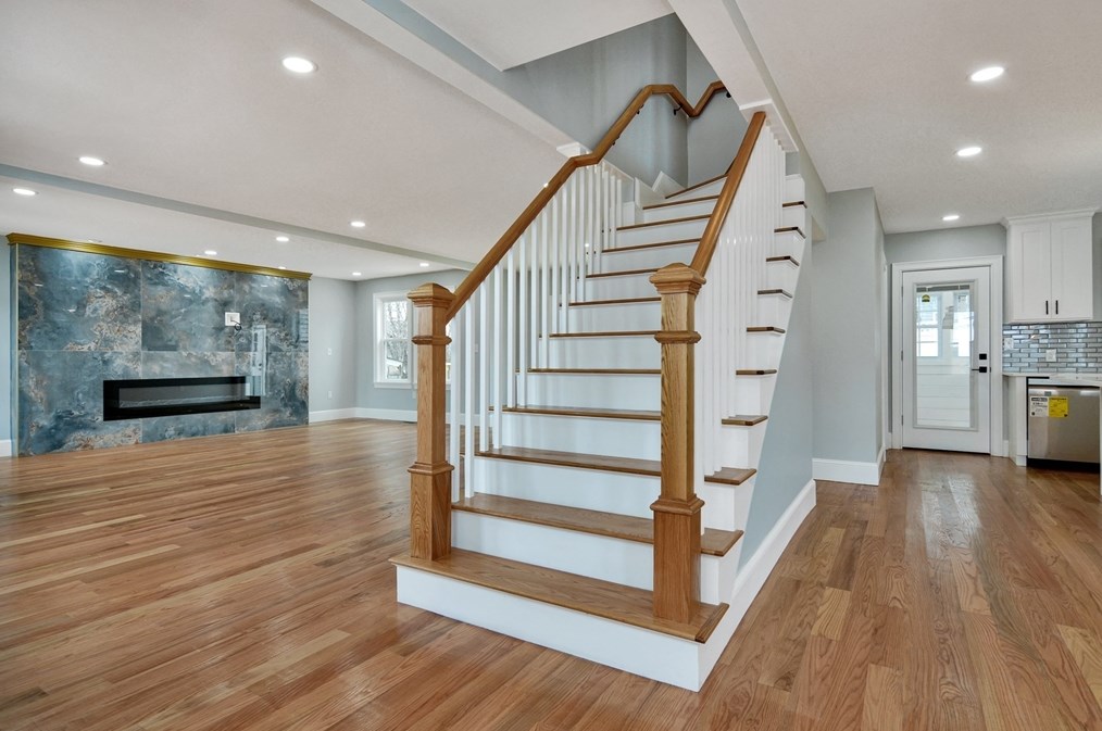 653 Lowell St, Lawrence MA  01841-4415 exterior