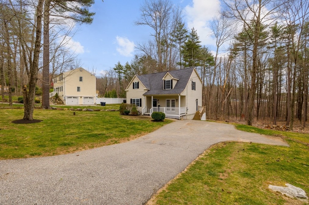 339 The Trl, Sturbridge, MA 01518 exterior