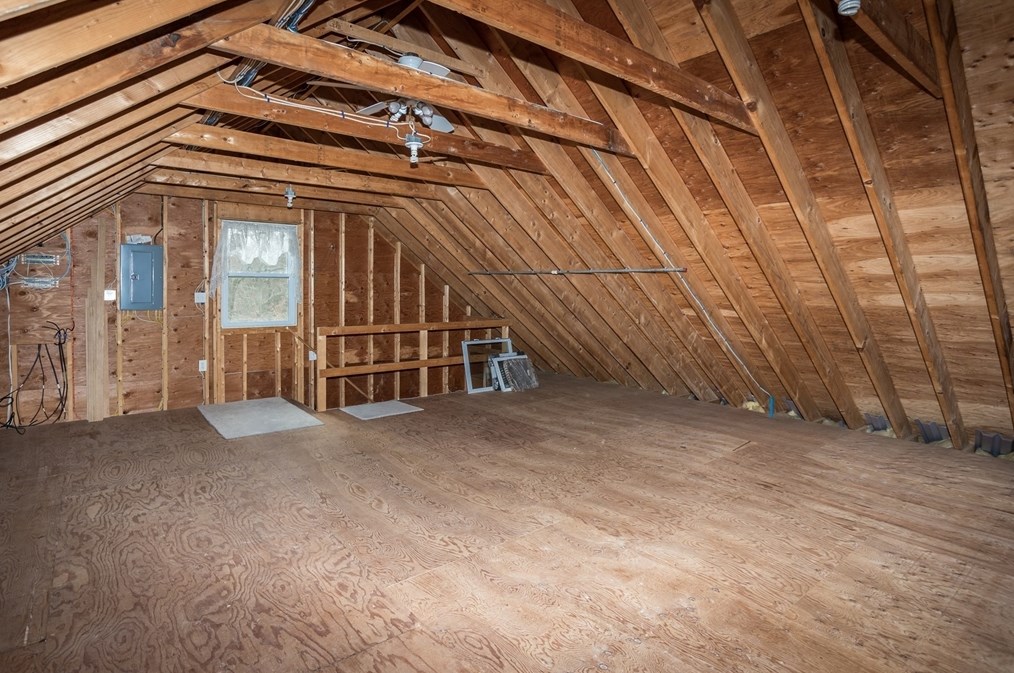 9 F St, Reading MA  01867-1925 exterior