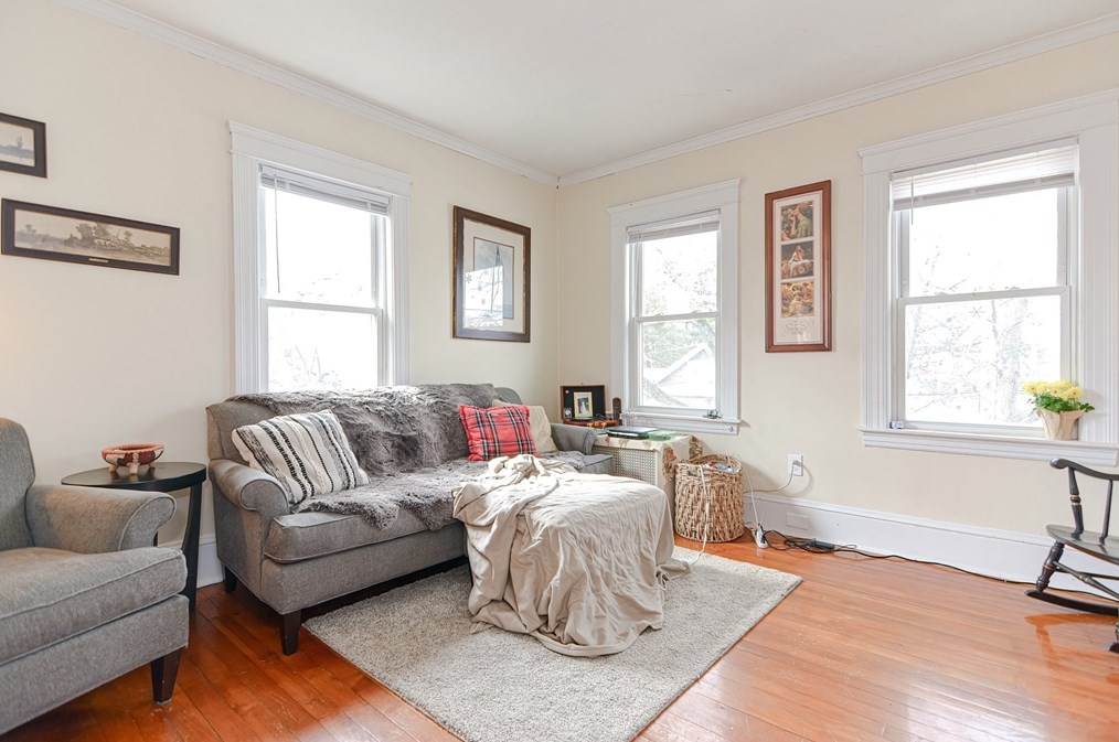 94 Whitmarsh Ave, Worcester MA  01606-2206 exterior