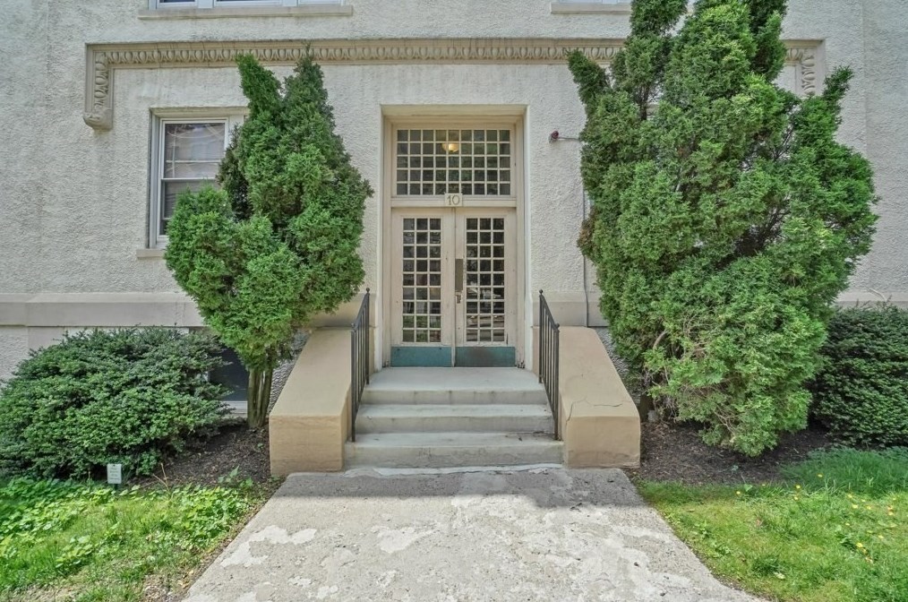 10 Radcliffe Rd, Boston MA exterior