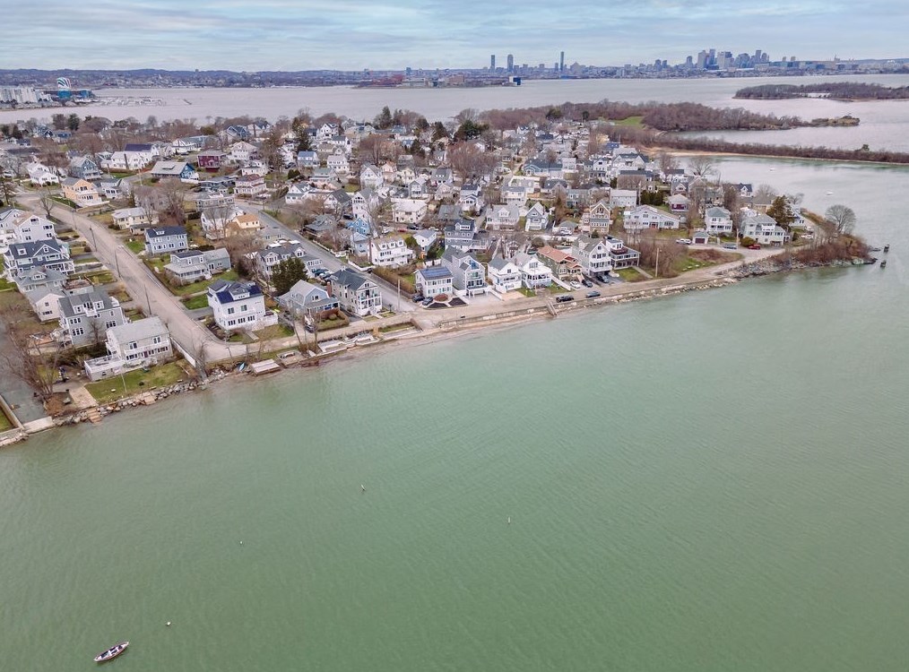 150 Huckins Ave, Quincy MA 02171-1103 exterior