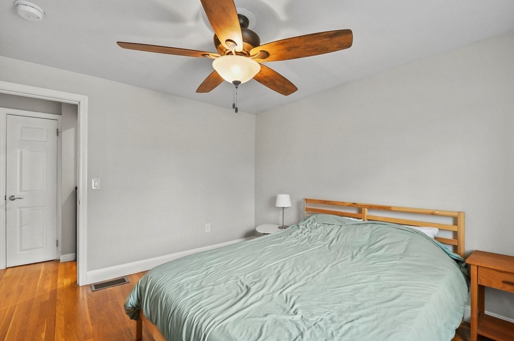 2 Saratoga Rd, Auburn MA  01501-2319 exterior