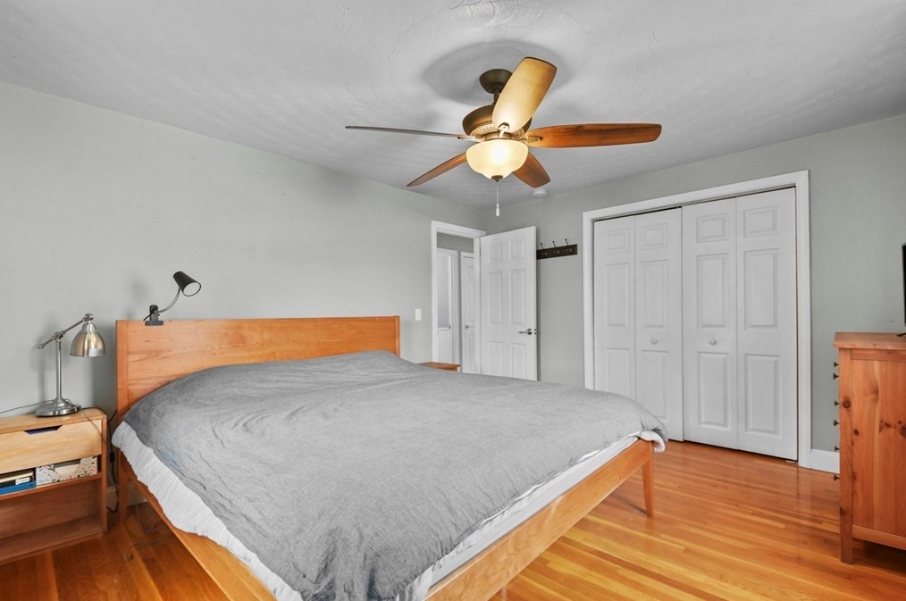 2 Saratoga Rd, Auburn MA  01501-2319 exterior