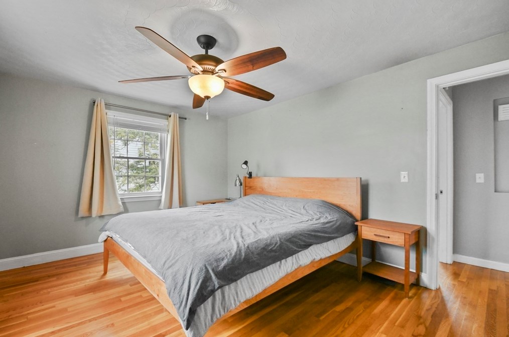 2 Saratoga Rd, Auburn MA  01501-2319 exterior