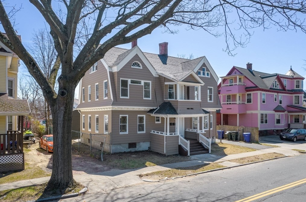 15 Cedar St, Springfield MA  01105-1413 exterior