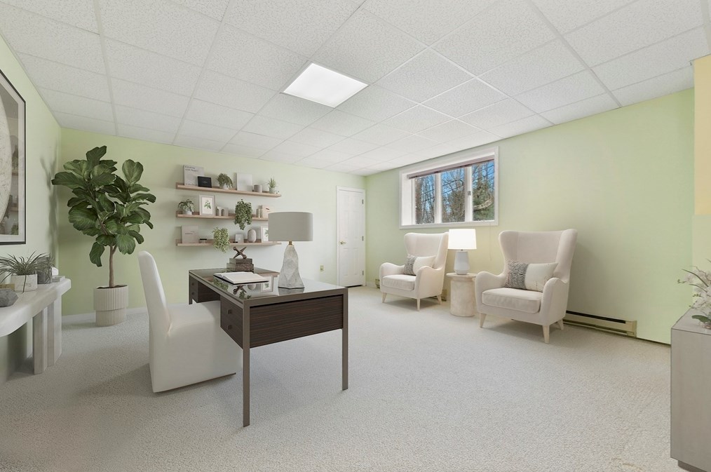 35 Mansfield Rd, Lynnfield MA 01940-2620 exterior