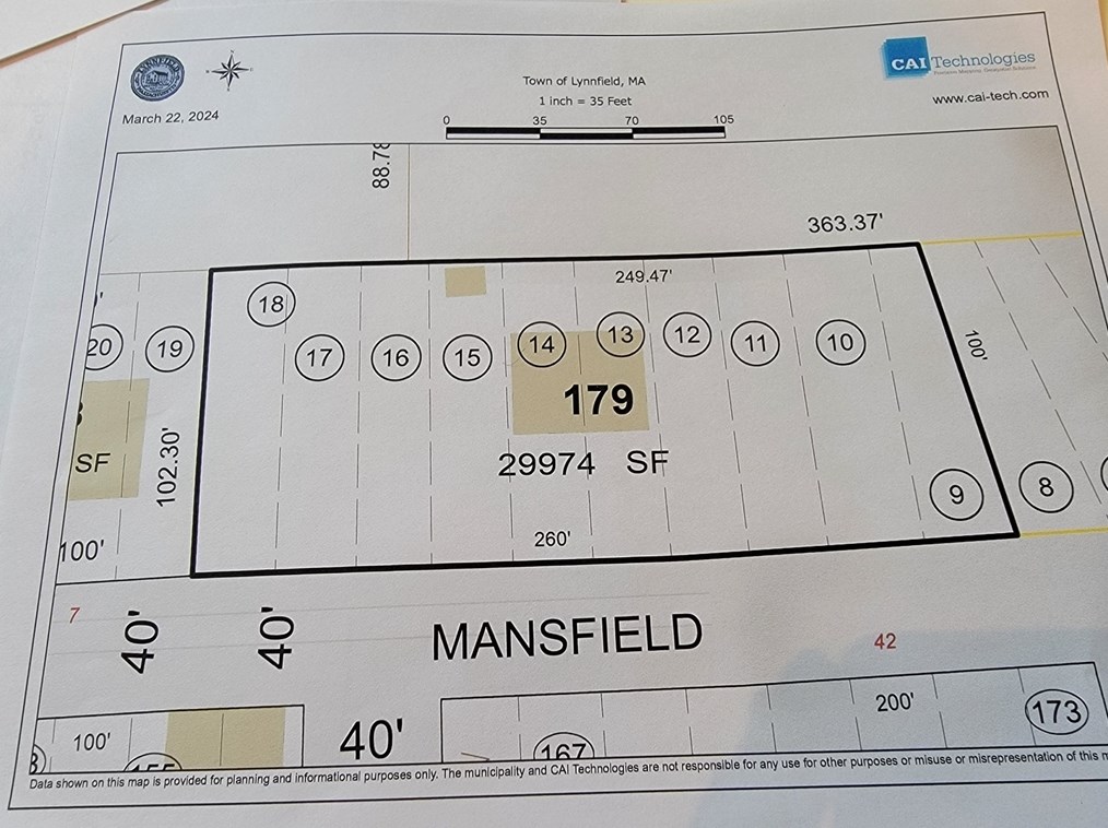 35 Mansfield Rd, Lynnfield MA 01940-2620 exterior