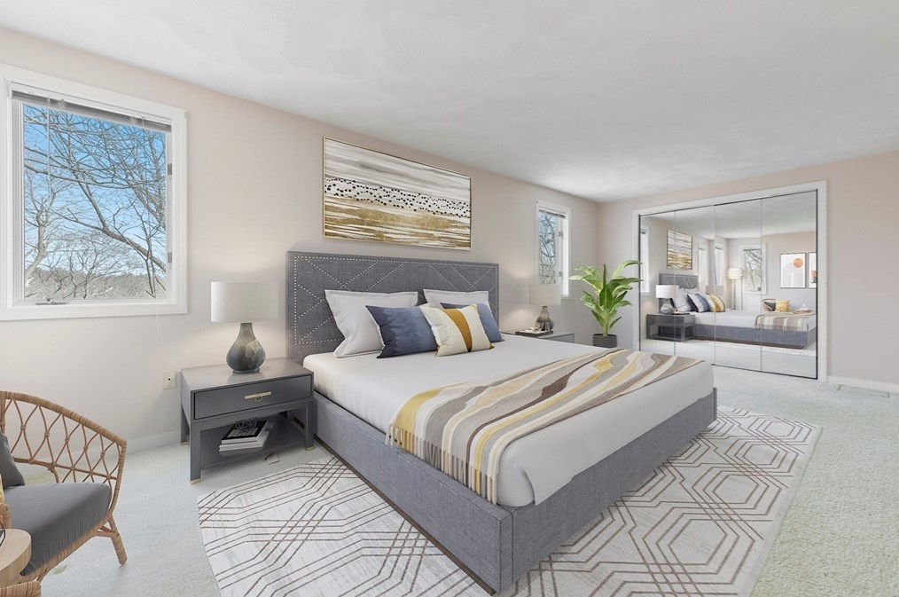 35 Mansfield Rd, Lynnfield MA 01940-2620 exterior