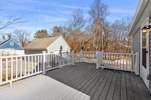 12 Tri St, Ashland MA  01721-2024 exterior