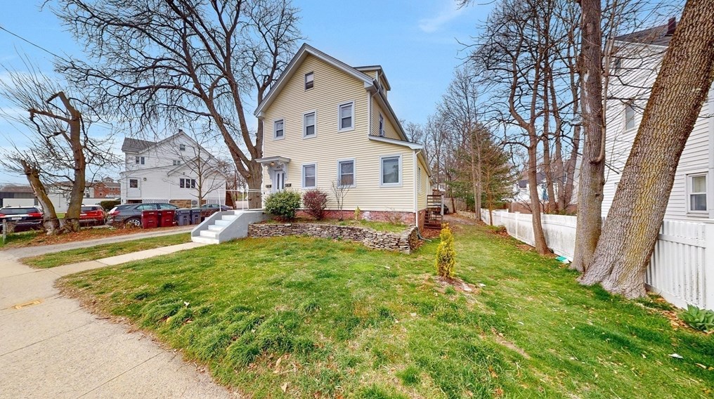 479 High St, Dedham MA 02026-2838 exterior