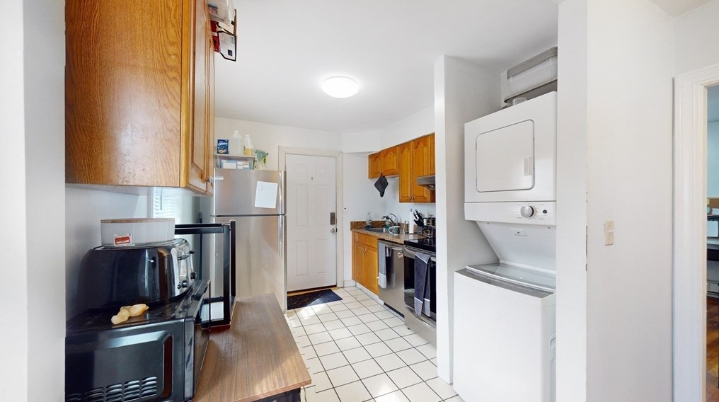 479 High St, Dedham MA 02026-2838 exterior