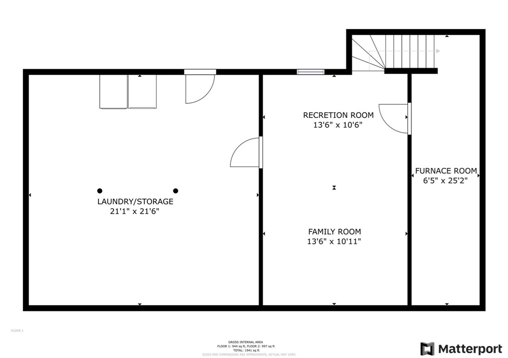 18 Ships Lantern Dr, Mashpee MA 02649-3503 exterior