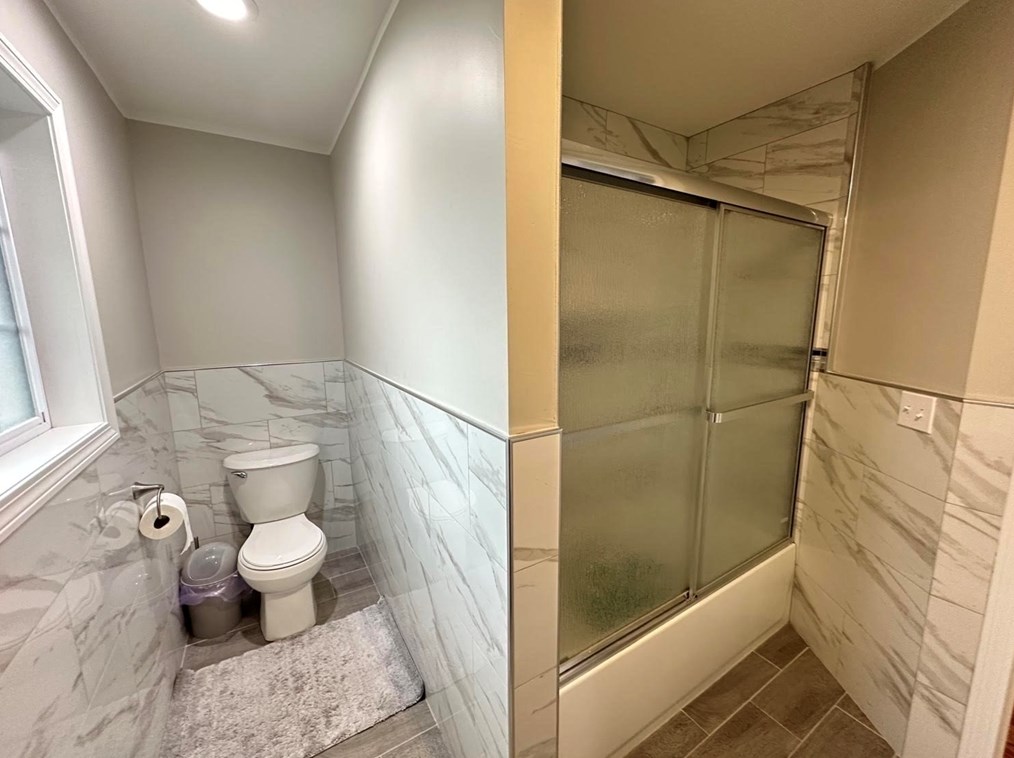 44 Day St, West Springfield MA  01089-3412 exterior