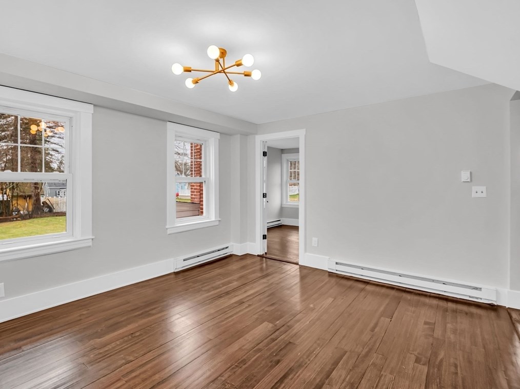 376 Central St, Winchendon MA  01475-1405 exterior