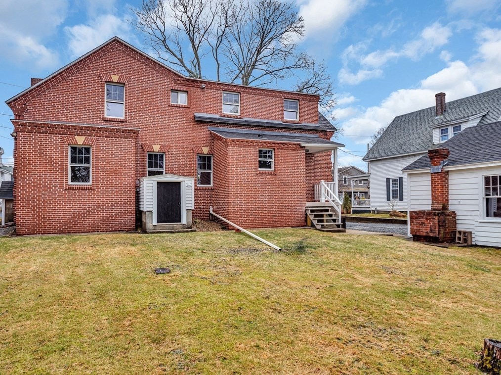 376 Central St, Winchendon MA  01475-1405 exterior