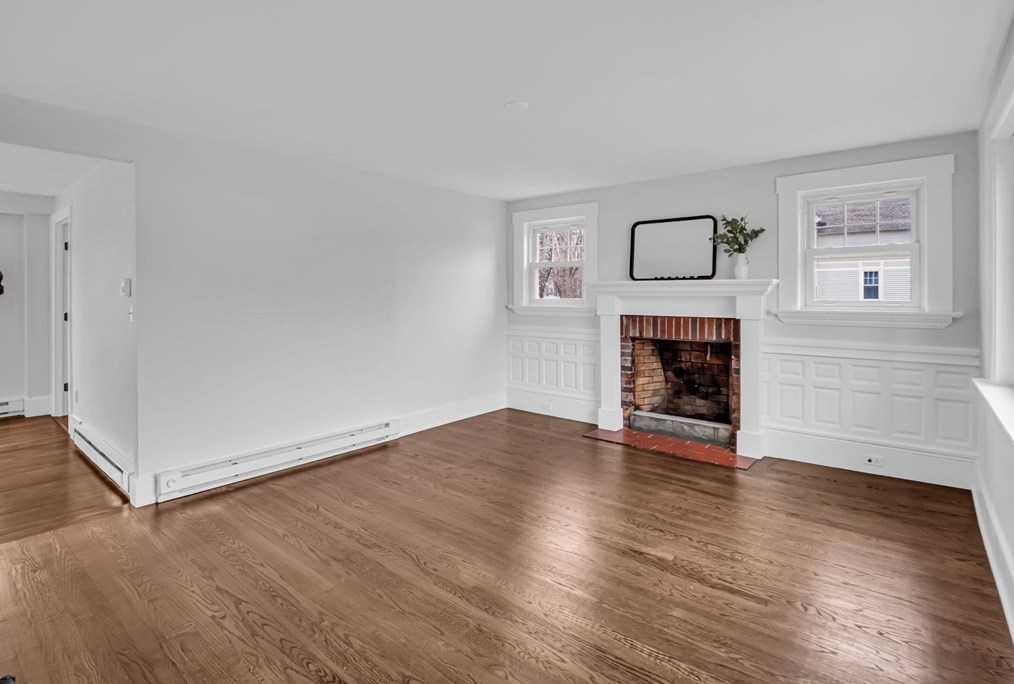 376 Central St, Winchendon MA  01475-1405 exterior