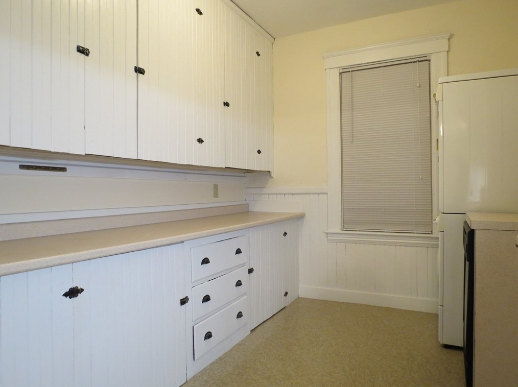 44 Plantation St, Worcester MA 01604-4757 exterior