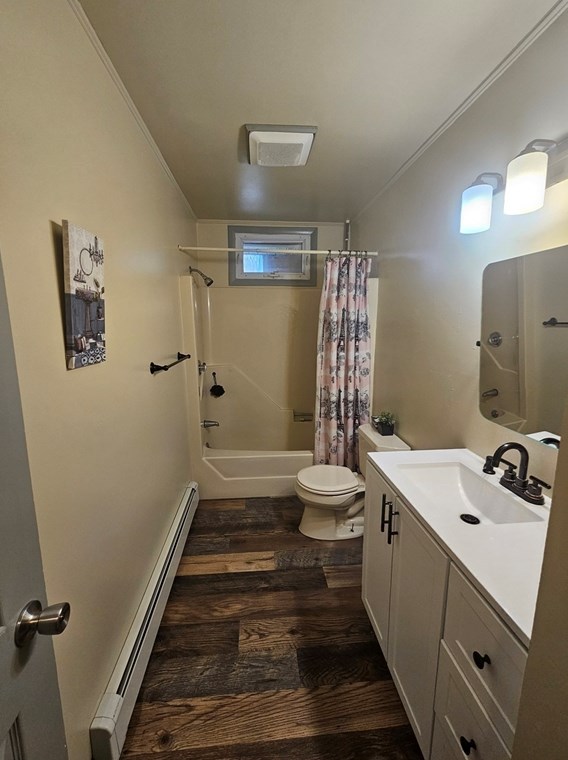 570 Maxfield St, New Bedford MA  02740-4128 exterior