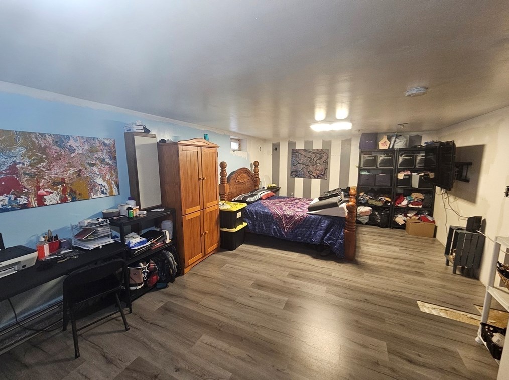 570 Maxfield St, New Bedford MA  02740-4128 exterior