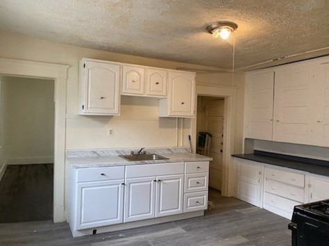 415 Wilbraham Rd, Springfield MA 01109-2718 exterior