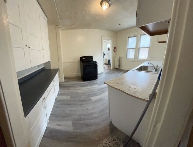 415 Wilbraham Rd, Springfield MA 01109-2718 exterior