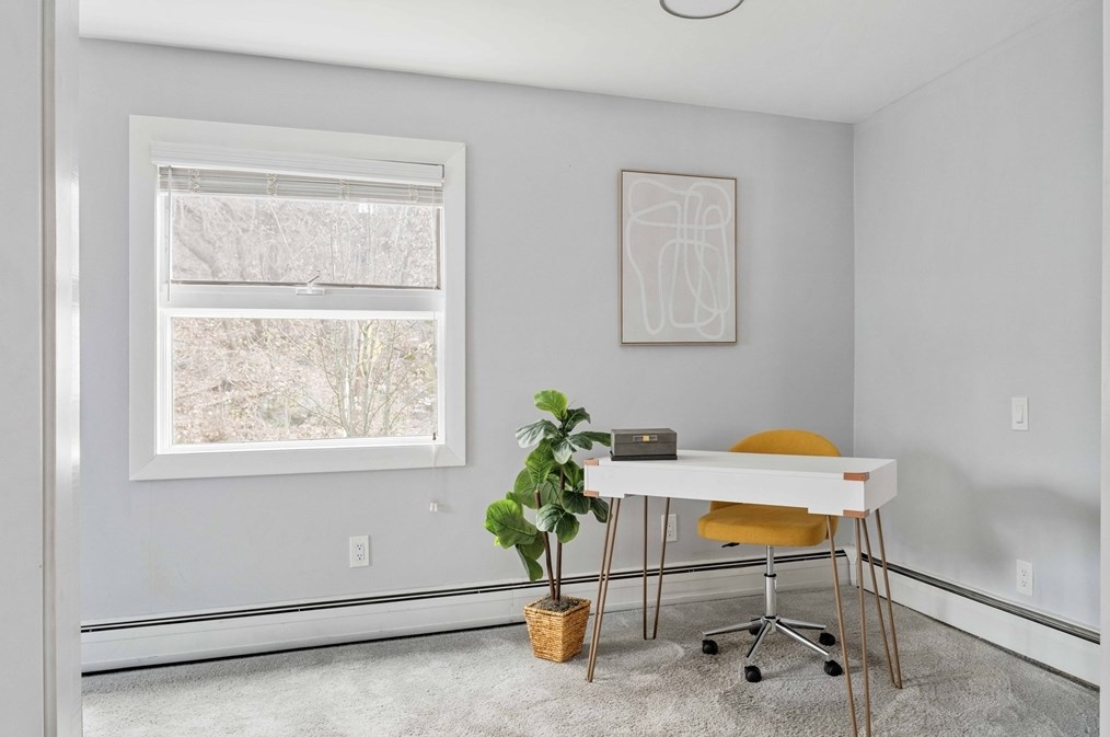 72 Pierce St, Malden MA  02148-2955 exterior