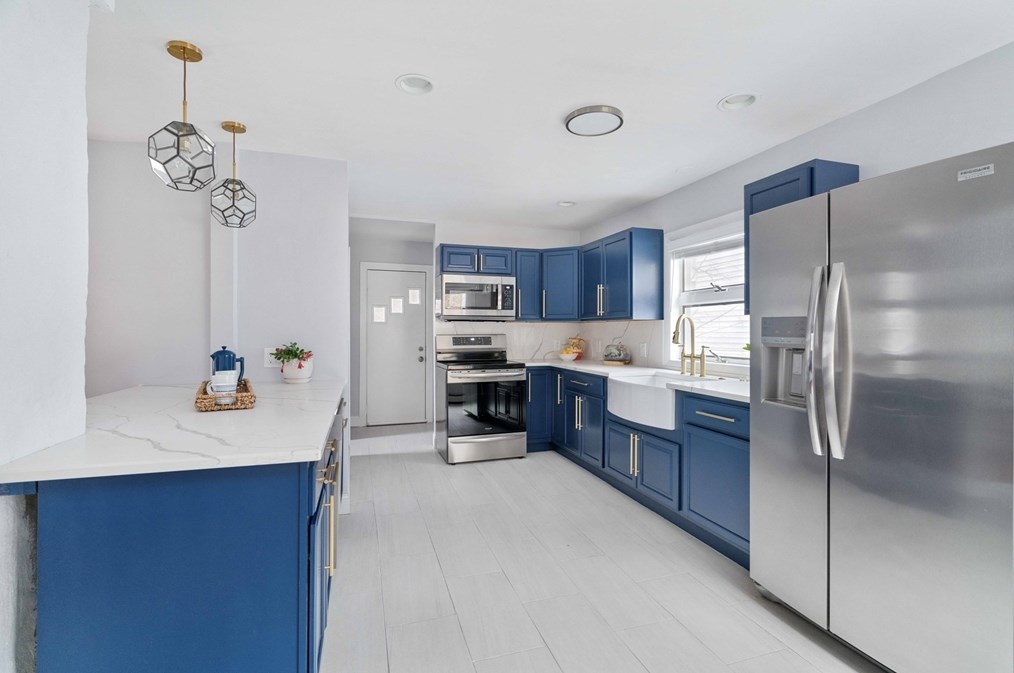 72 Pierce St, Malden MA  02148-2955 exterior