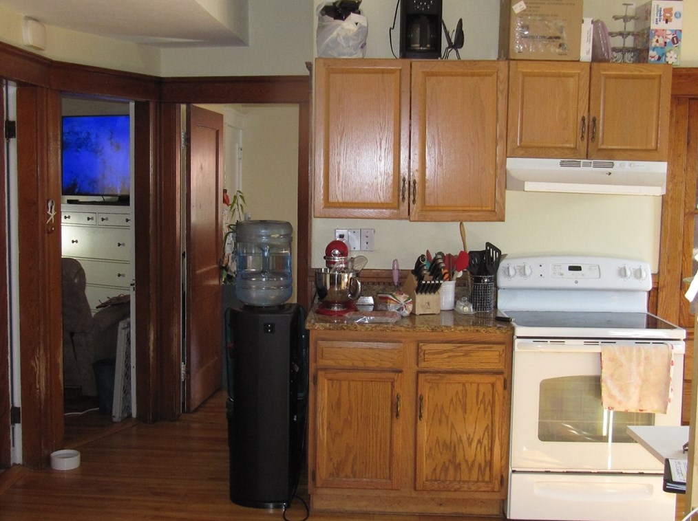 9 Greendale Ave, Worcester MA 01606 exterior