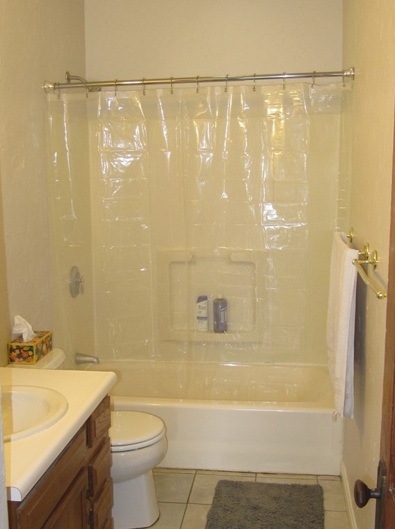 9 Greendale Ave, Worcester MA  01606-3217 exterior